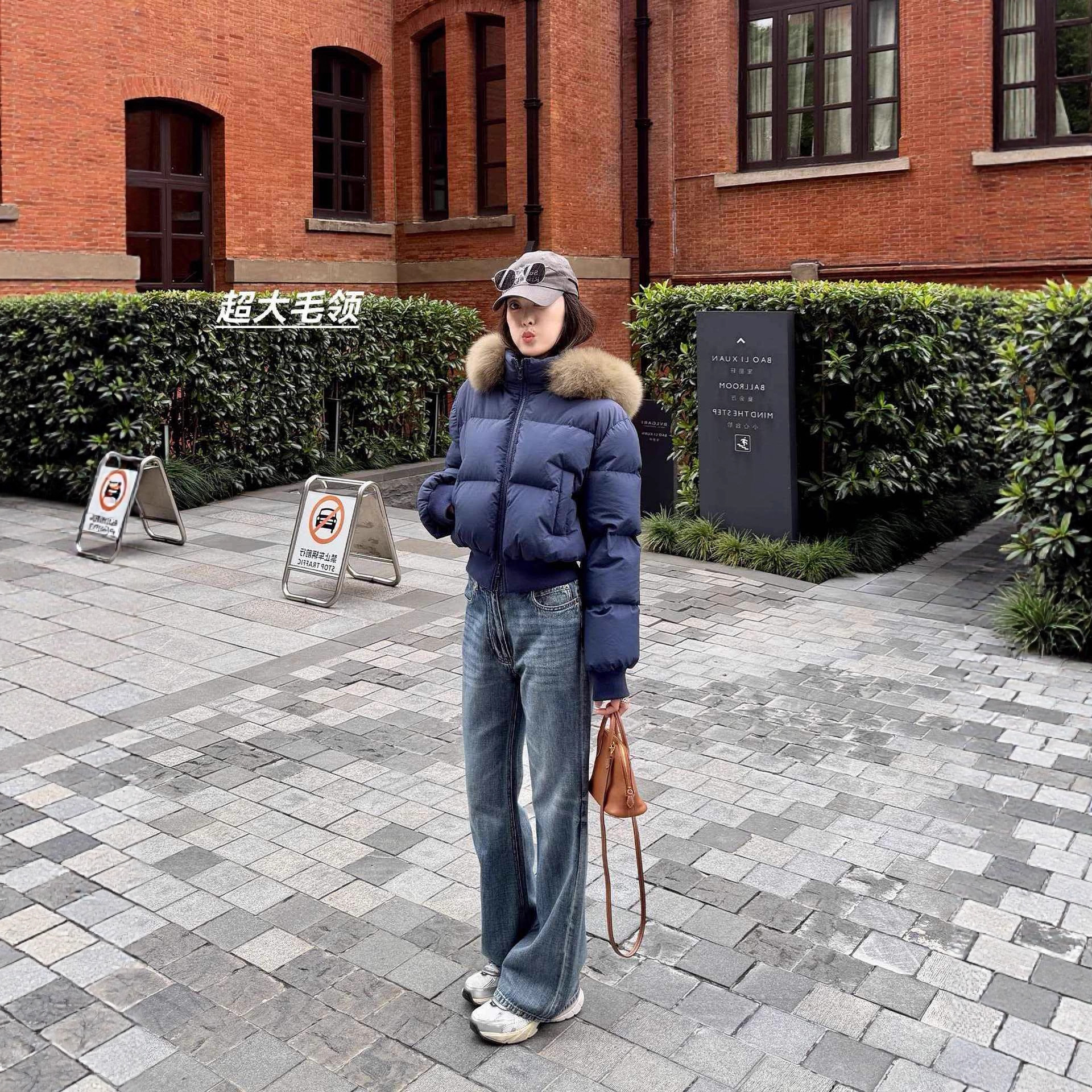 江西共青城羽绒收腰短款肯豆羽绒服女2025年新款白鸭绒加厚小个子