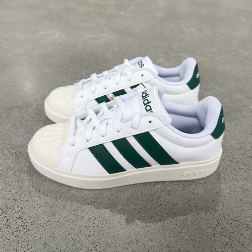 Adidas 阿迪达斯正品 男女秋季经典百搭耐磨低帮休闲板鞋 JP8281