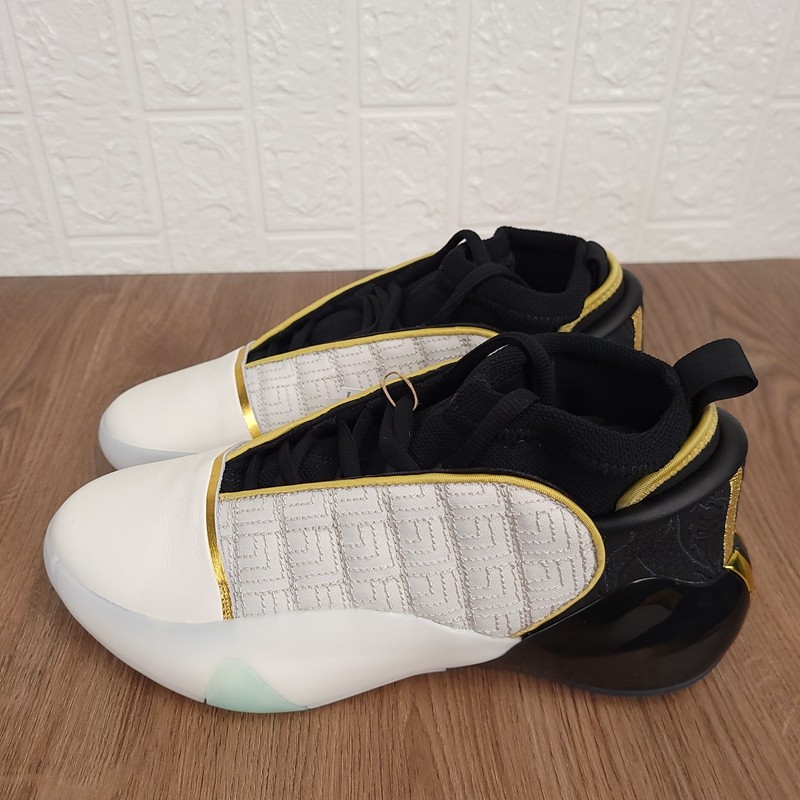 Adidas 阿迪达斯 男女防滑耐磨运动篮球鞋 IH7516 IH7708 IF1857,运动鞋new,篮球鞋,淘宝优惠券,粉丝福利购,淘宝优惠卷