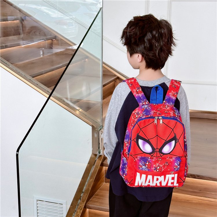 新款奥特曼书包男孩幼儿园大中小班女孩可爱3-6岁公主超轻双肩包5