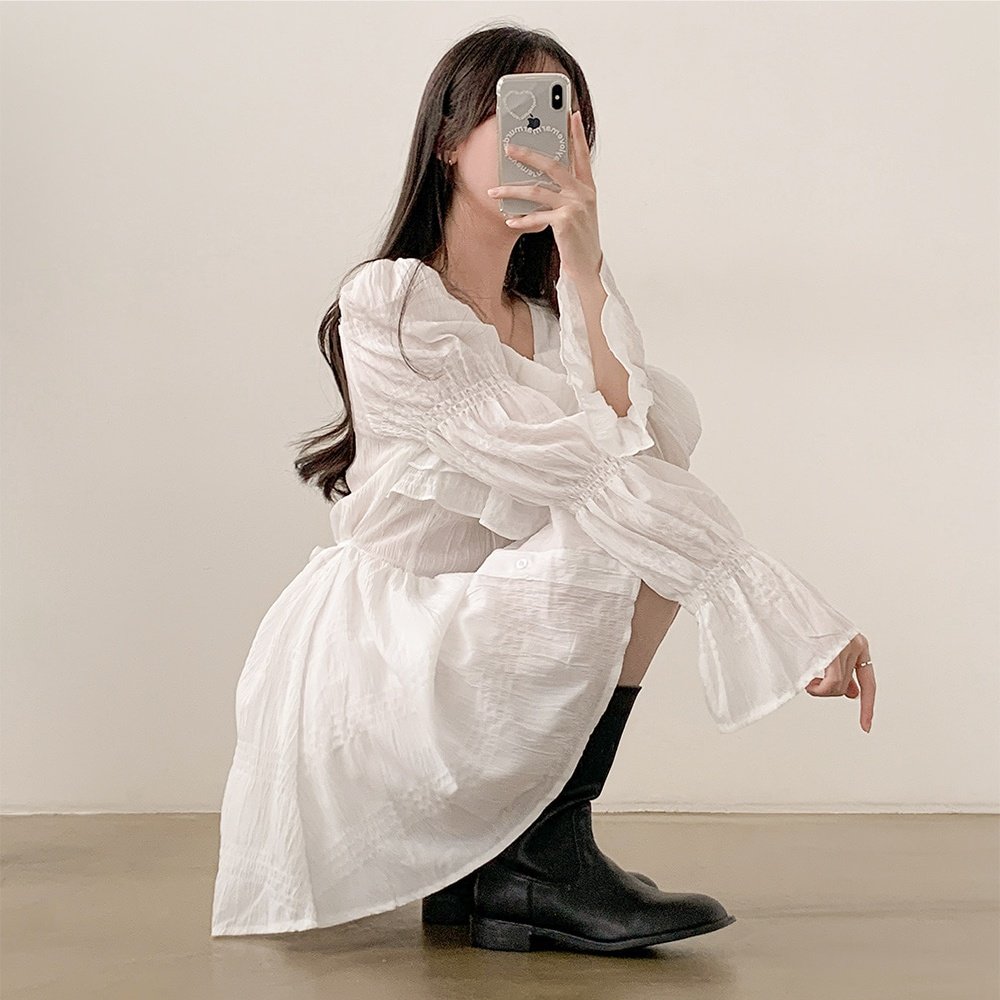 韩国chic甜美气质设计感荷叶边喇叭袖收腰小个子短款连衣裙