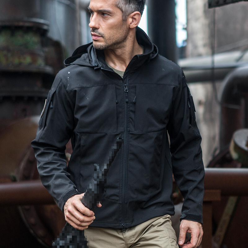 自由兵新款自驾游战术户外春秋带帽夹克冲锋衣外套软壳衣上衣男|ruв категории открытый/альпинизм/в поход/Поездки товаров, открытый одежды, мягкая оболочка белье, мягкая оболочка одежды - от Buy2taobao.com для оказания профессиональной услуги покупки агента Taobao