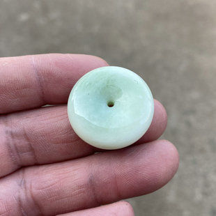 稀缺老坑料陕西蓝田玉平安扣吊坠直径26mm厚9mm左右活玉挂件带证