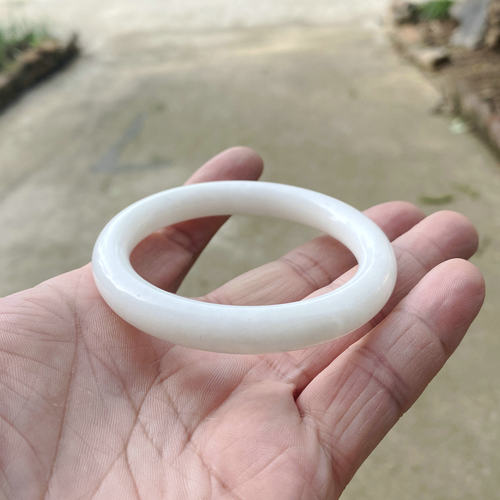 西安蓝田玉胖圆条活玉手镯带证书
