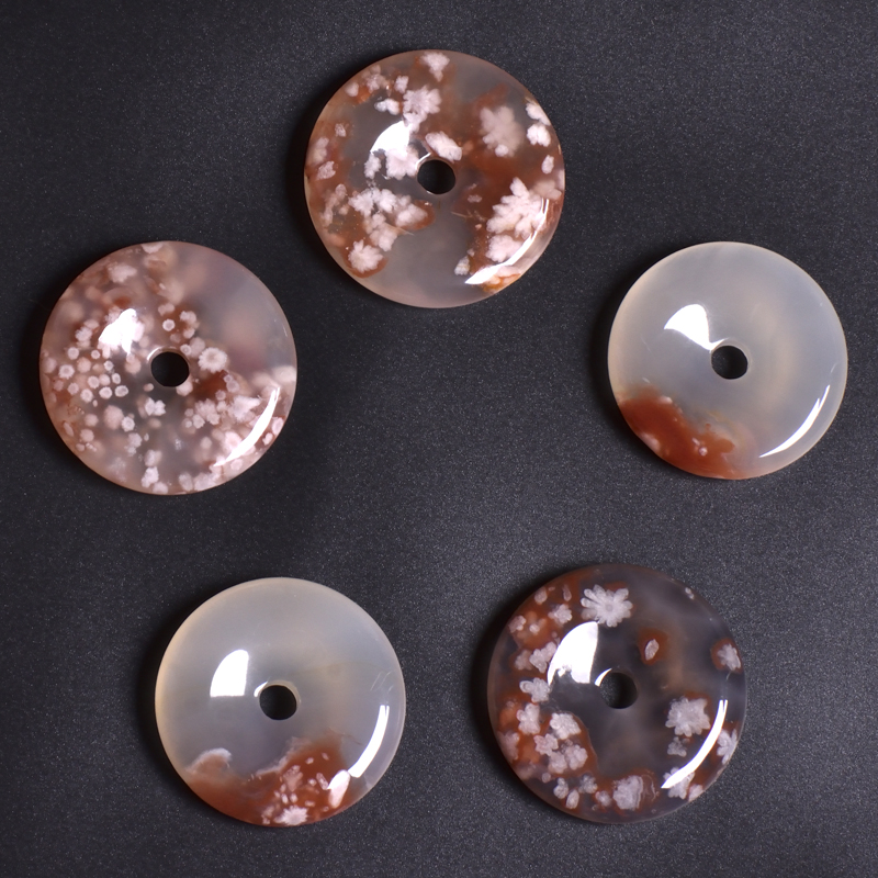 玛瑙吊坠平安扣天然原石打磨樱花