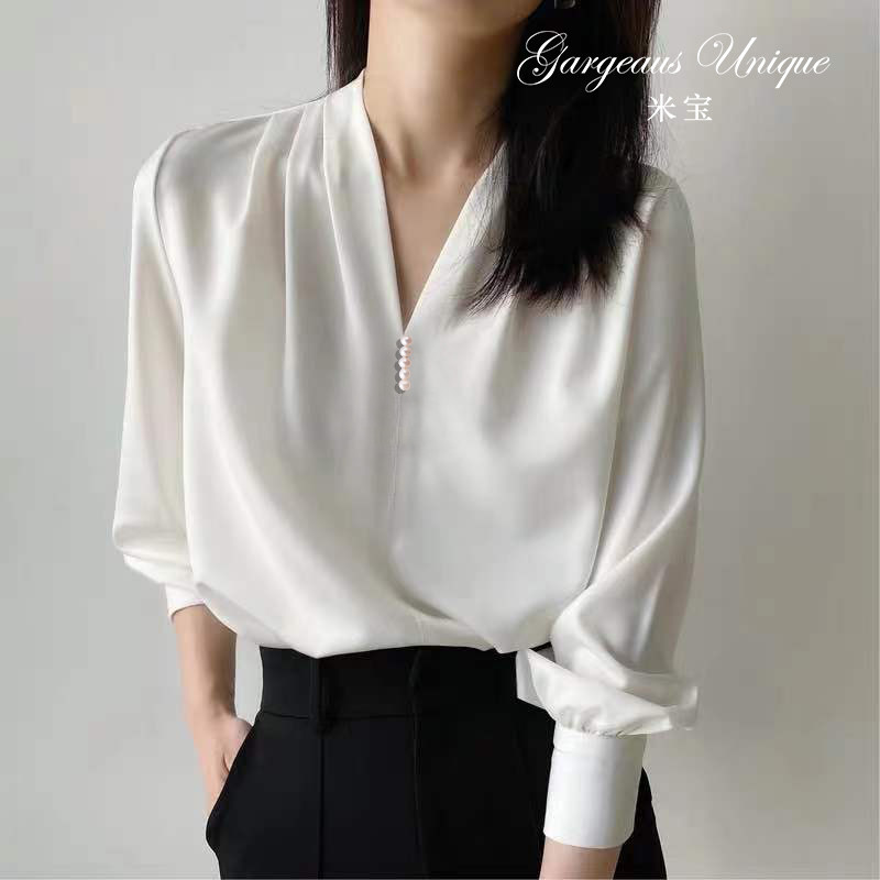 심플한 천연 진주 한 단어 작은 버클 핀 한일 고급 여름 옷 셔츠 방폭형 조명 고정 버클 액세서리