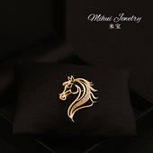 高级感西装 高档马胸针本命年生肖胸花配饰新年别针点缀衣服饰品