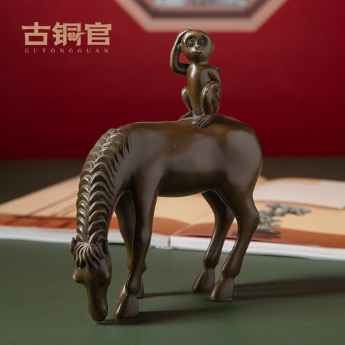 马上封侯办公桌摆件古铜官