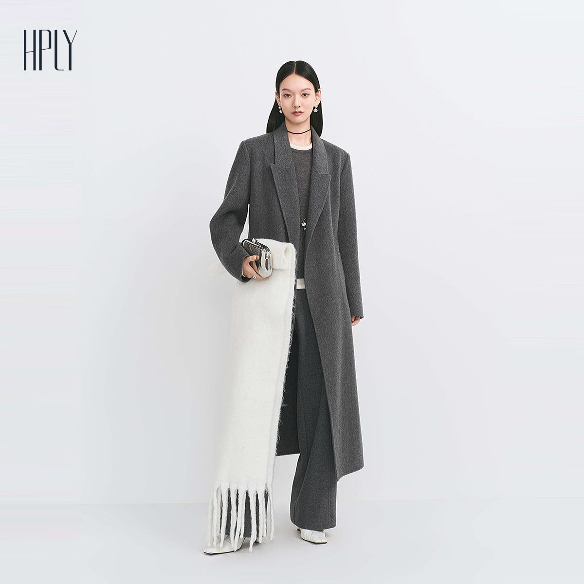 戗驳领 微阔肩 细绳腰带