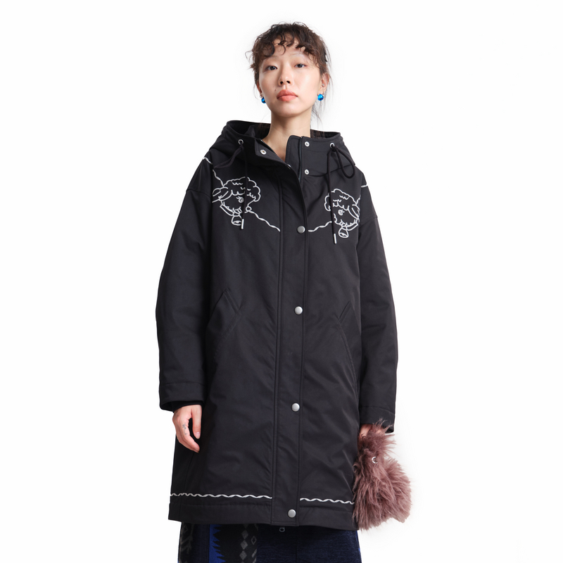 连帽、绣花、口袋