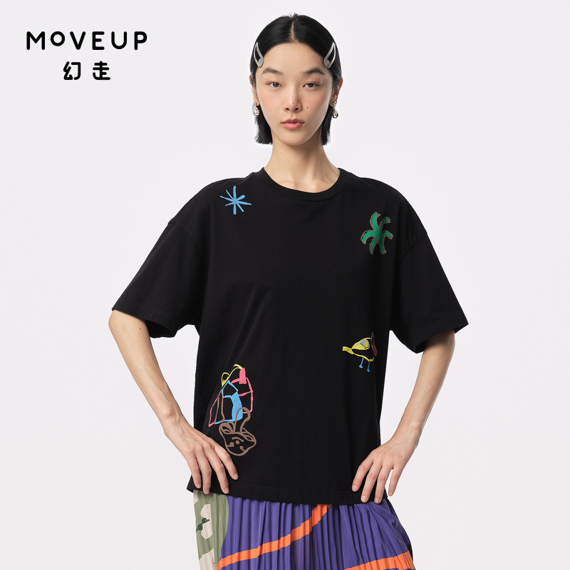 圆领落肩 趣味印花 舒适柔软