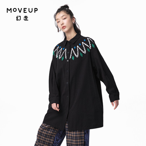 翻领 绳绣设计 插袋