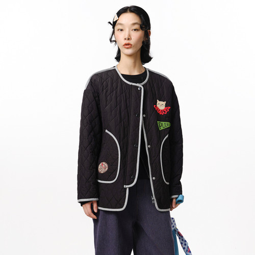 绣花章仔、口袋、肌理感