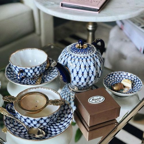 俄皇钴蓝网纹杯碟茶壶