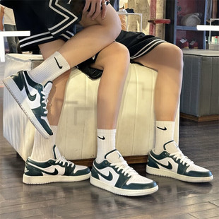 Nike耐克aj1大童AirJordan复古耐磨运动篮球鞋休闲板鞋FQ8041-300