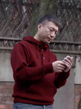 孙红雷同款马年本命年酒红色春季宽松连帽加绒卫衣男重磅外套明星