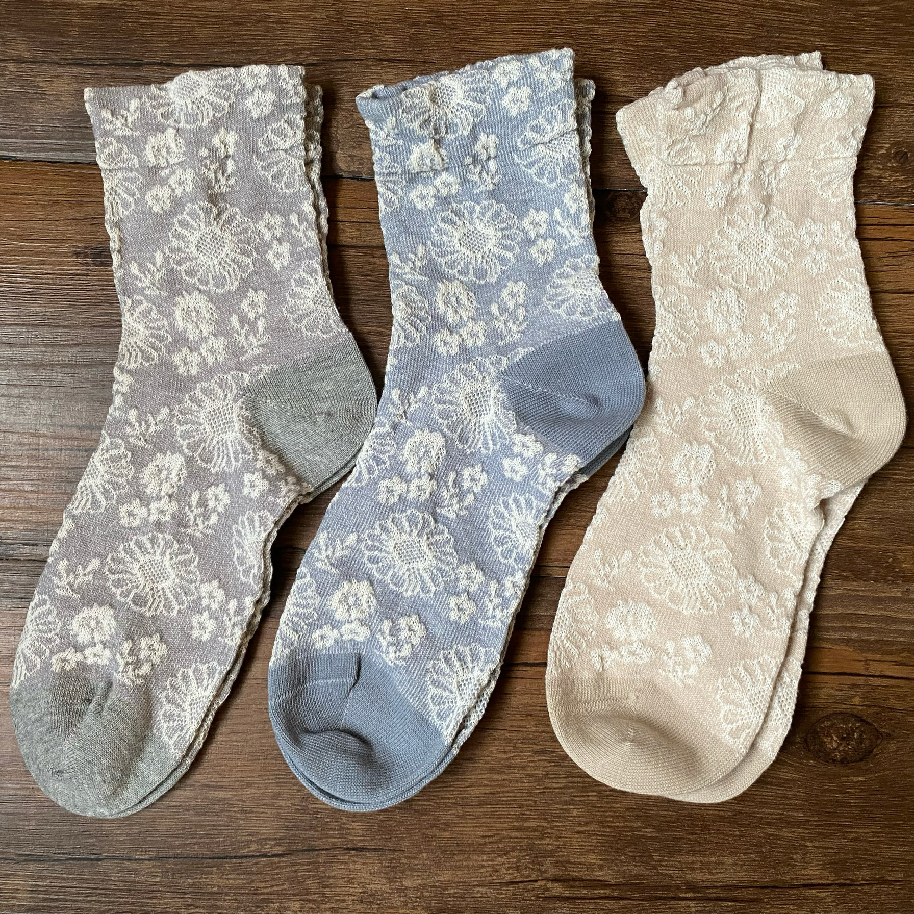 外贸出口春秋款女士棉袜松口袜中筒袜无骨缝头复古提花袜子,女士内衣/男士内衣/家居服,中筒袜,淘宝优惠券,粉丝福利购,淘宝优惠卷