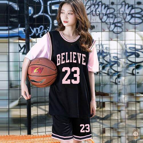 女子篮球服价格 女子篮球服图片 星期三