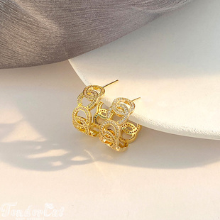 Cubic Ring earrings 小香风水钻字母镂空双环宽版C形耳环