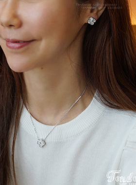 水钻十字花朵耳钉满钻四叶草项链