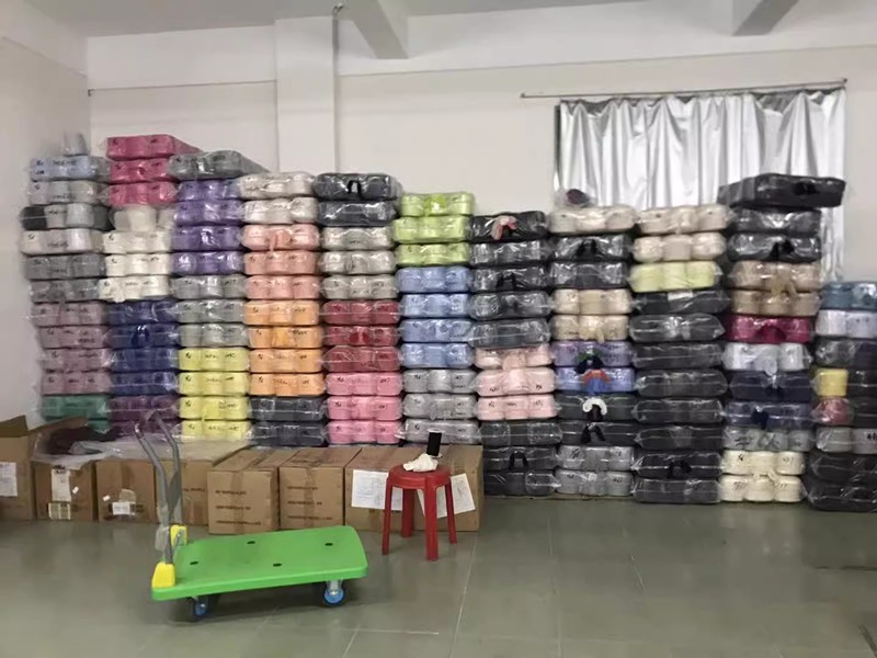 康赛妮尾货贴身穿纯山羊绒100%正品手工编织机织毛线宝宝围巾毛衣