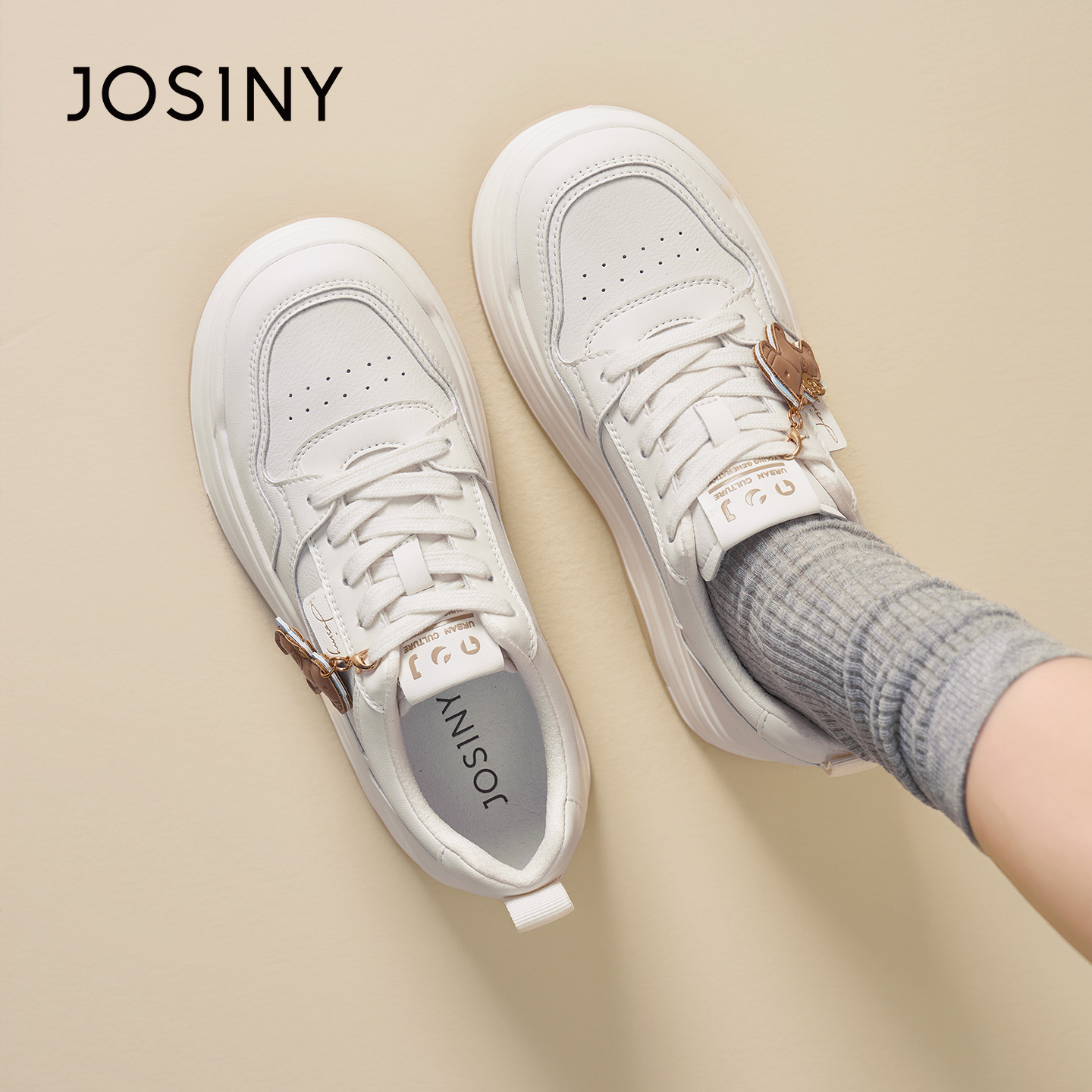 卓诗尼2026春季新款厚底休闲板鞋时尚舒适小白鞋百搭软底运动鞋女