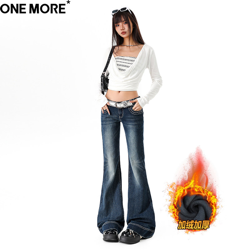 One More辣妹风低腰微喇加绒牛仔裤女冬季新款弹力加厚微喇叭
