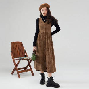 显瘦背心裙高级感气质长裙 美拉德灯芯绒连衣裙女冬款 one more法式