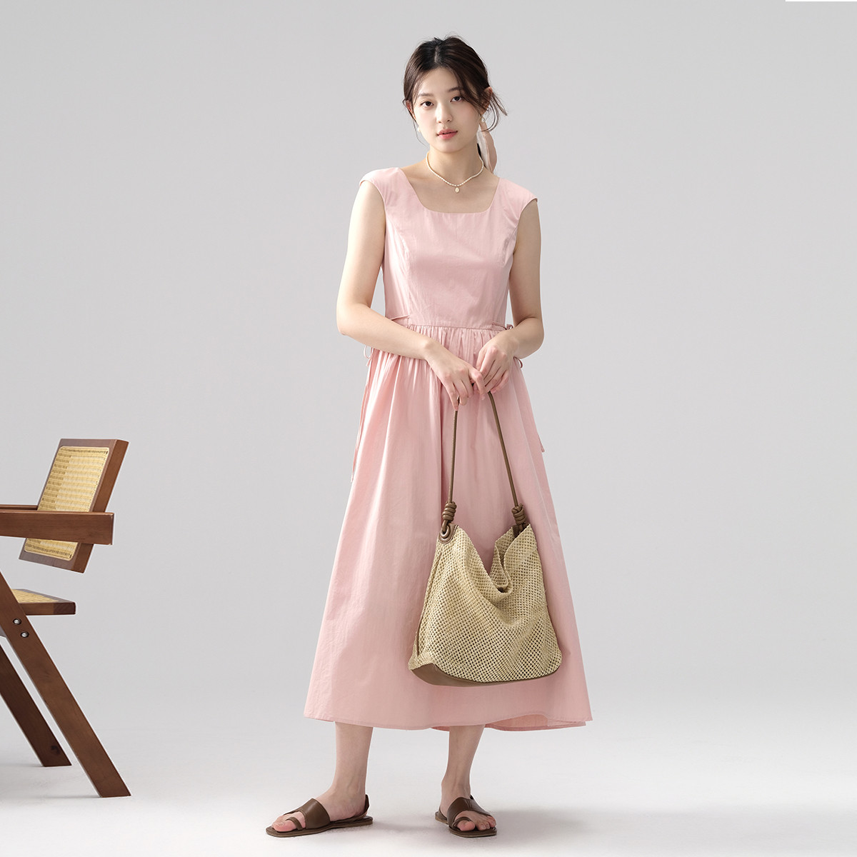 oneMore粉色无袖连衣裙