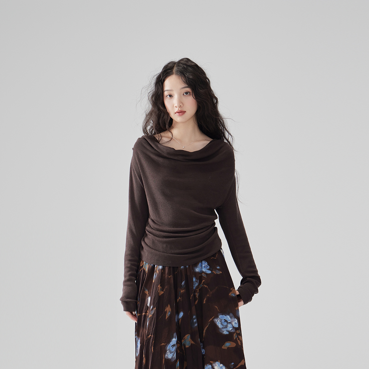 春秋外穿长袖荡领针织衫女