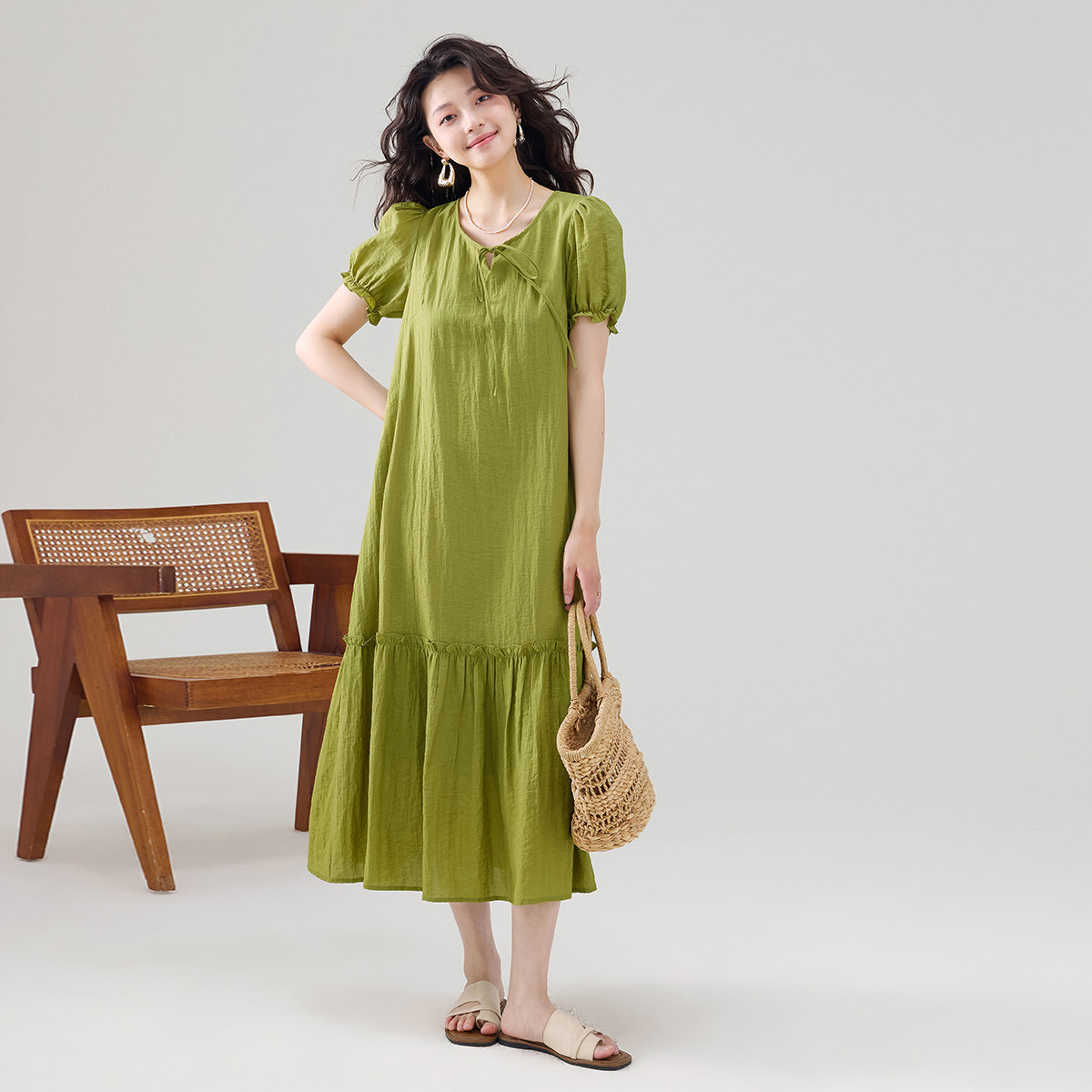 2025夏季法式泡泡袖长款连衣裙女高级感宽松休闲短袖气质裙子