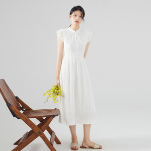 one more2025夏季新中式女装高级感飞飞袖连衣裙女修身气质小白裙