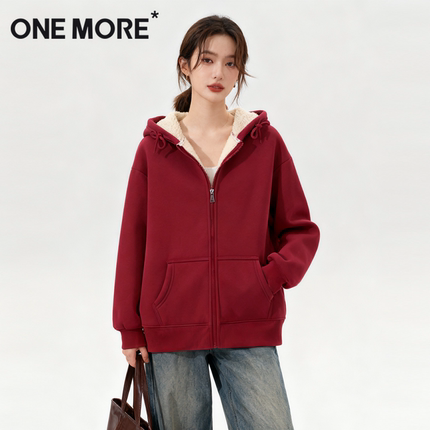 one more酒红色加绒卫衣女冬季圣诞穿搭连帽外套2026新年款上衣Y
