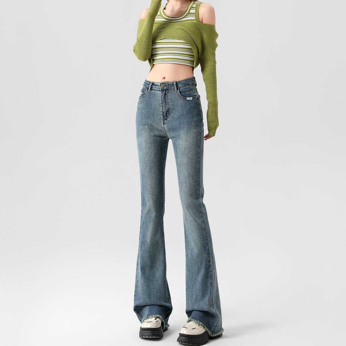 oneMore微喇牛仔裤女修身高腰