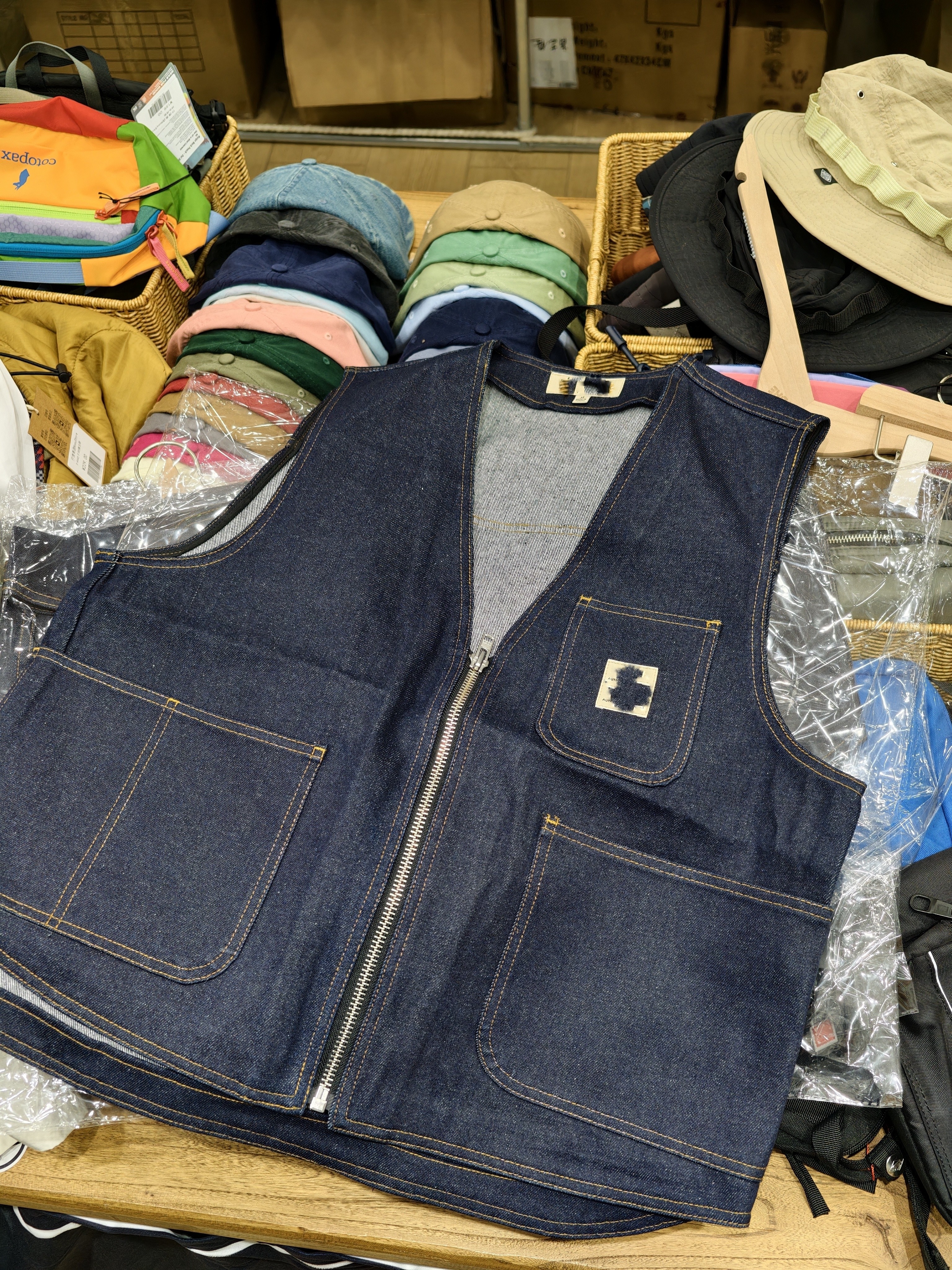 STU牛仔马甲
