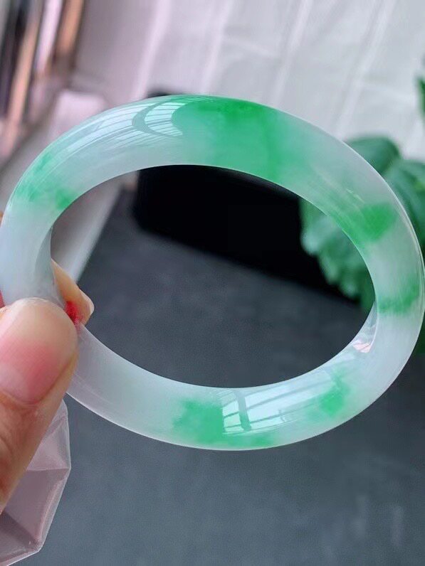 缅甸天然翡翠A货玉石观音佛手镯缅甸翡翠
