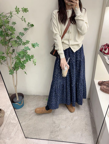 韩系碎花半身裙女中长款春秋2026新款高腰显瘦a字长裙蓬蓬蛋糕裙