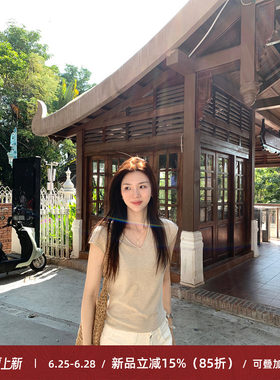 羊毛V领卷边小飞袖短袖针织衫女