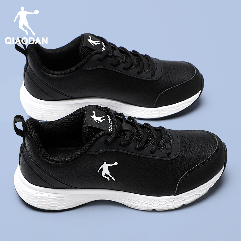 乔丹运动鞋女鞋皮面防水跑步鞋子