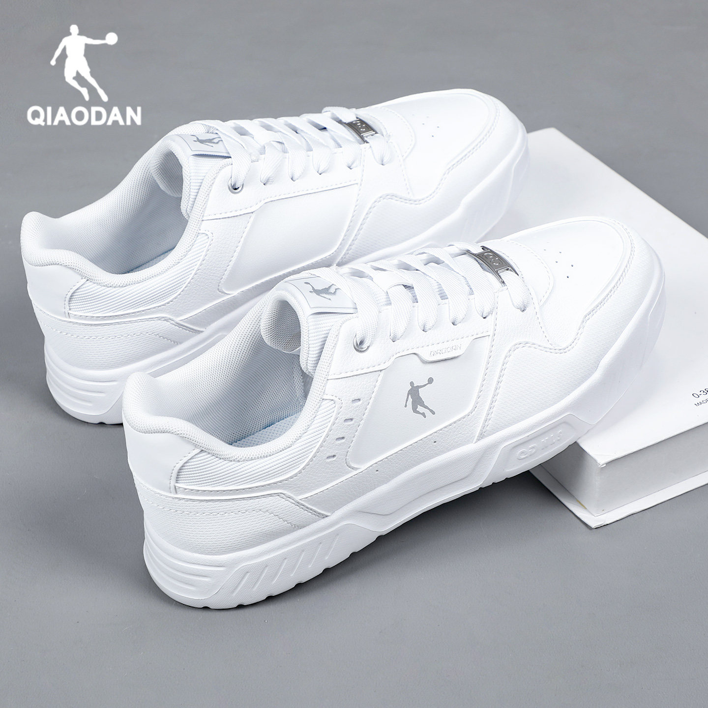 乔丹男鞋低帮板鞋小白鞋运动鞋子