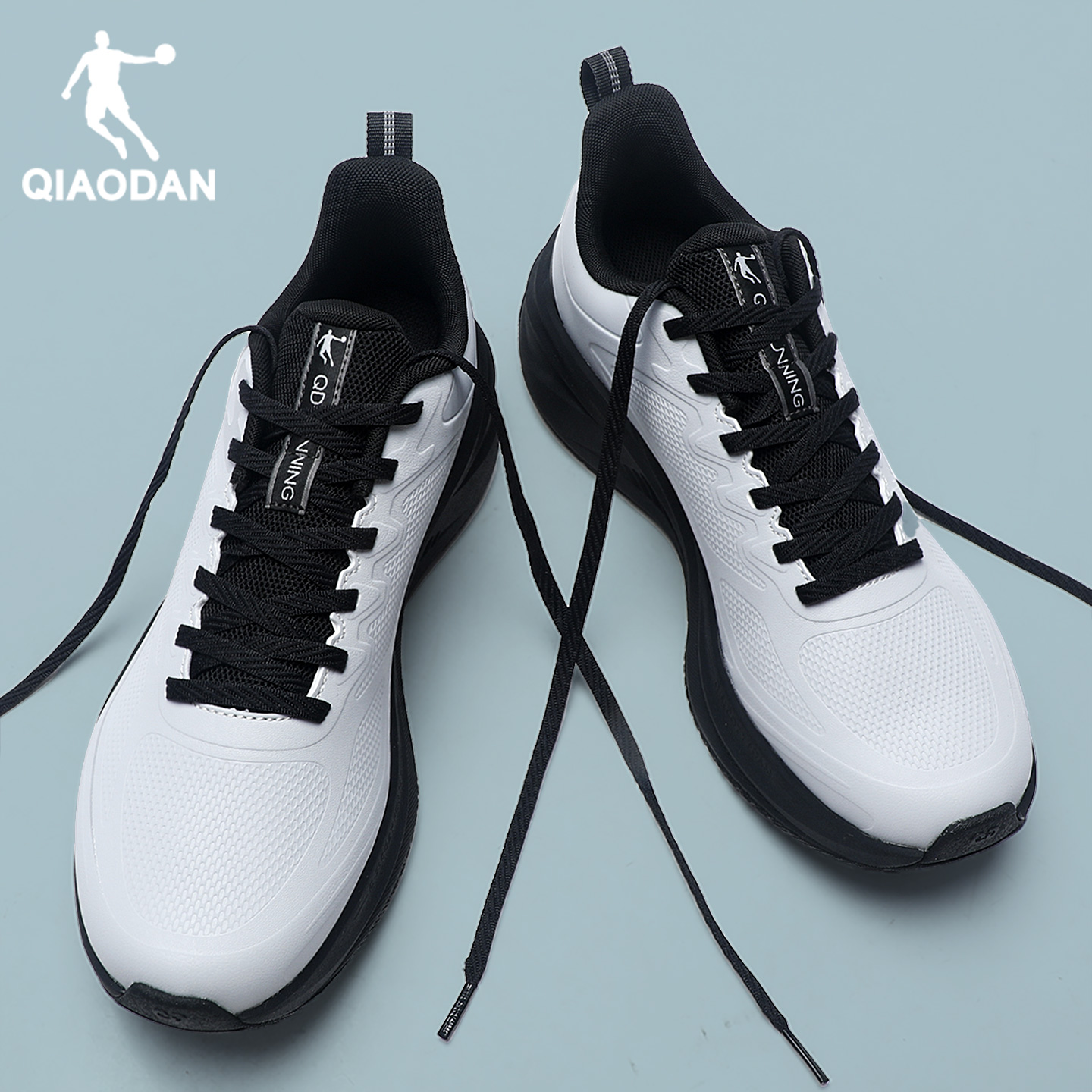 乔丹运动鞋男雨翼5皮面防水跑鞋