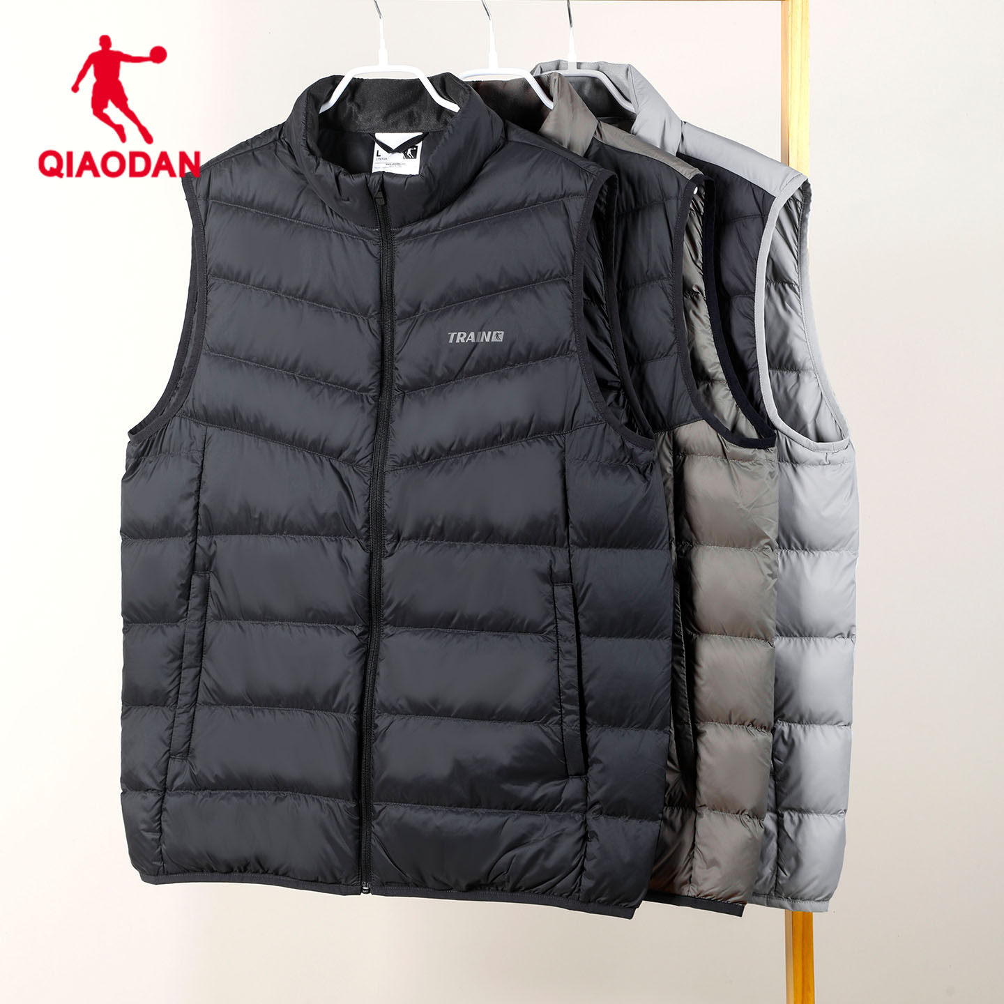 乔丹羽绒马甲男保暖背心户外上衣