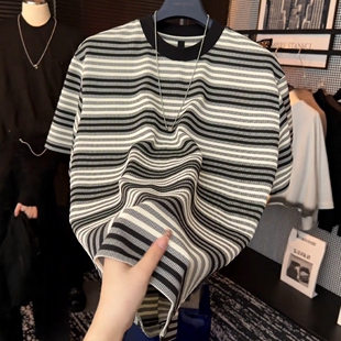 潮流高端圆领潮牌宽松半截袖 夏季 痞帅高级感拼色体恤男士 条纹短袖