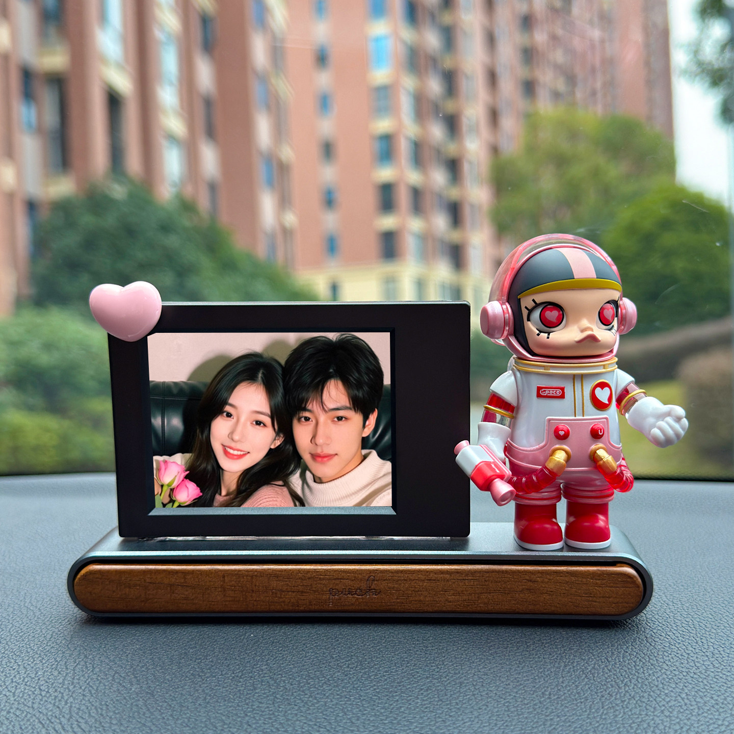 高级感车载挪车号码牌拍立得情侣照片框定制汽车装饰摆台泡泡玛特,汽车用品/电子/清洗/改装,停车号码牌,淘宝优惠券,粉丝福利购,淘宝优惠卷