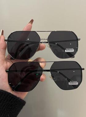 感光变色墨镜男202新款痞帅超轻开车偏光镜驾驶太阳眼镜防紫外线