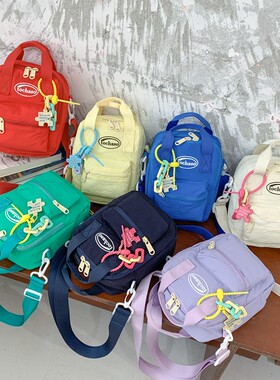 日系儿童斜挎包2025新款男女童手拎小方包女孩轻便外出游户外挎包