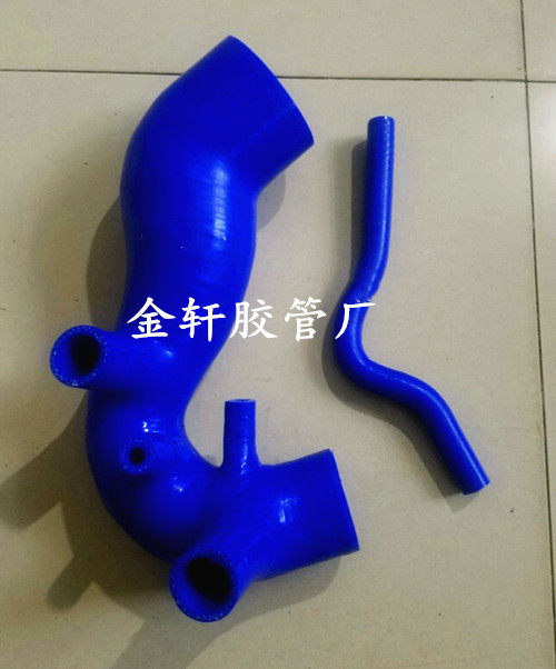 大众帕萨特B5领驭奥迪1.8T涡轮增压器进气管 硅胶进气管