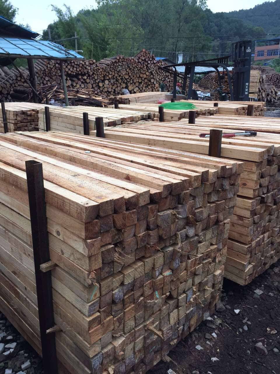 建筑方条方木规格板江西松木建筑土建材料木条 建筑木材