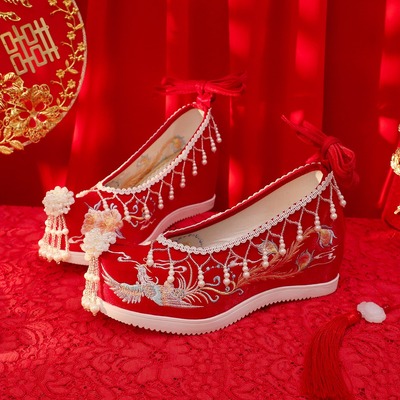 秀禾鞋女原创珍珠流苏婚鞋古风内增高翘头中式新娘敬酒鞋凤凰