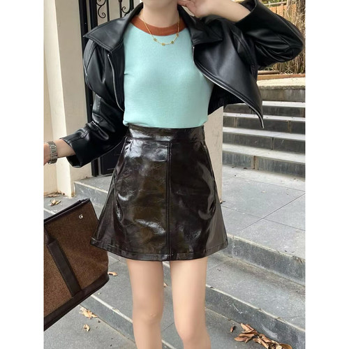 设计感亮光pu皮裙半身短裙女